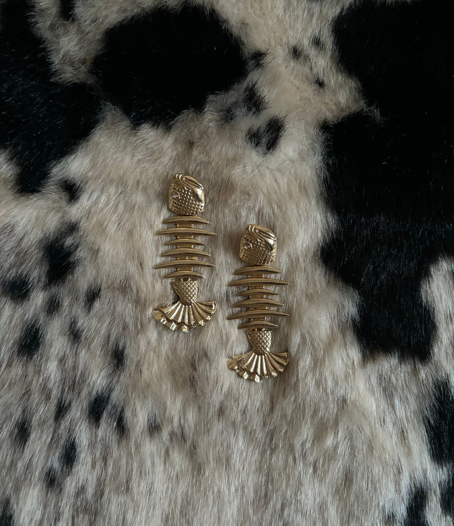 SKELETAL MOTIF EARRINGS